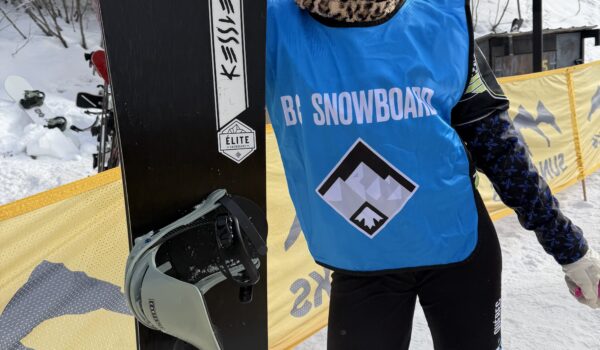 Élizabeth Lavoie brille en boardercross